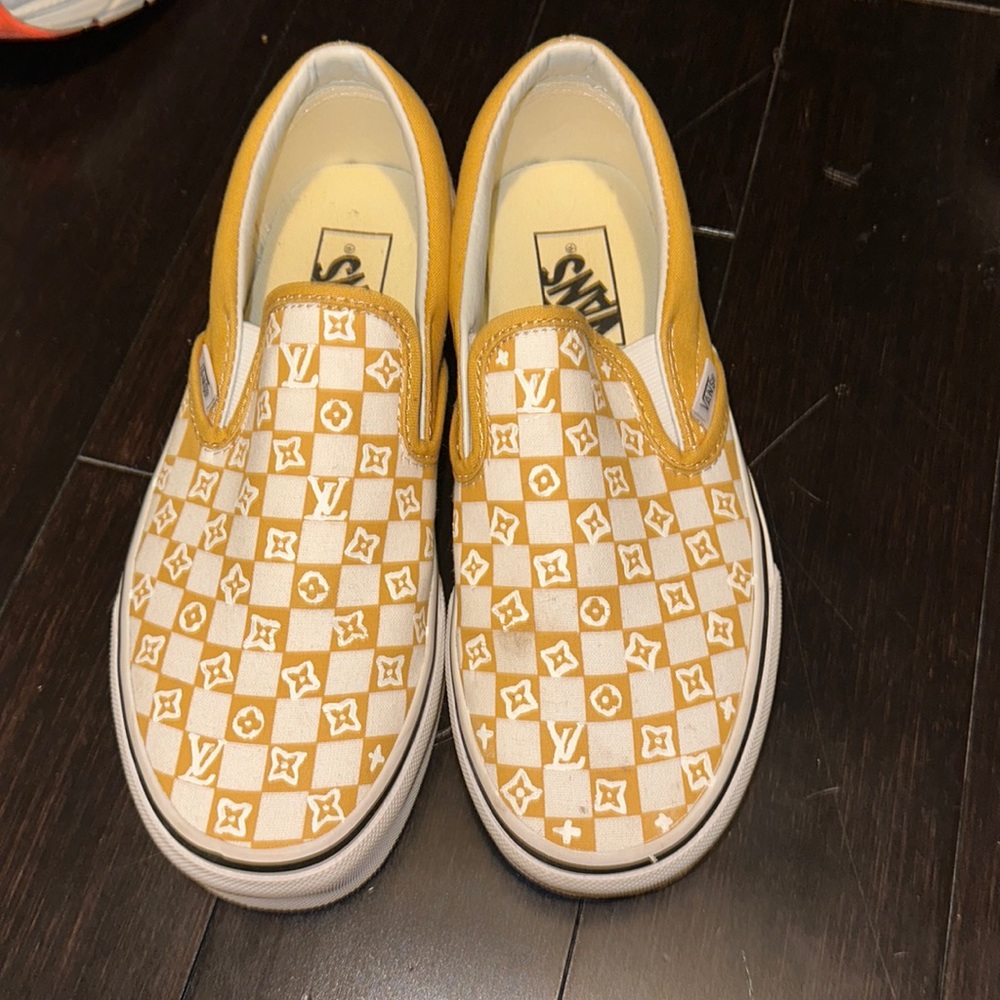Custom Louis Vuitton vans